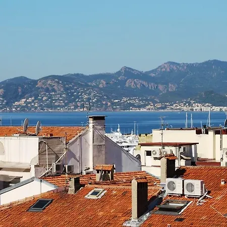 Le Grand Apartment *
